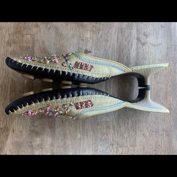 Chica Heeled Beaded Sequence Mules Woman’s Size 9 - Picture 4 of 8